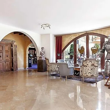 Le Chateau Lambousa Cyprus Hotel